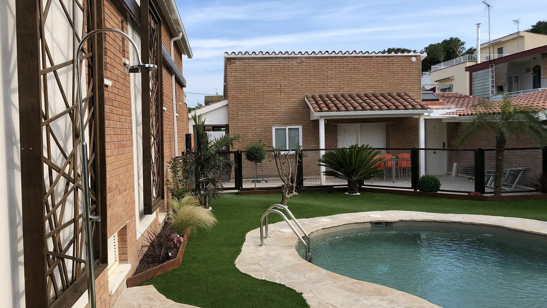 Rambla de Marisol Apartments Castelldefels